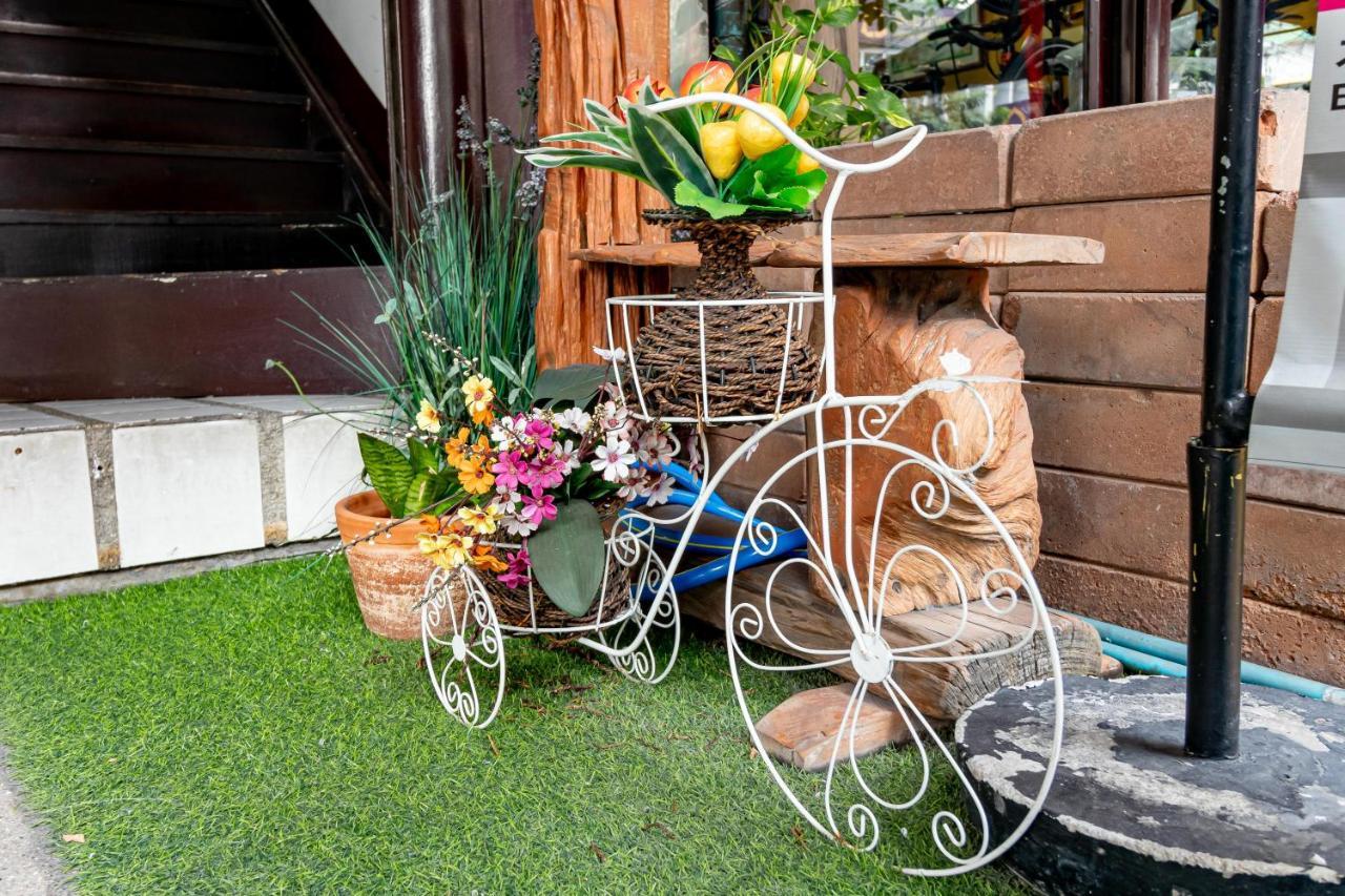 Yadoya @ Thonglor Hotel Bangkok Exterior foto